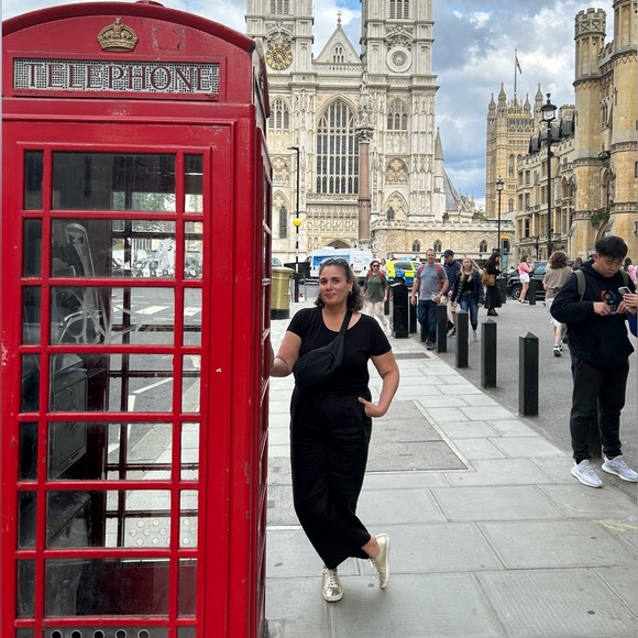 Meet your Posher @2purpleowls - Picture 8 of 11